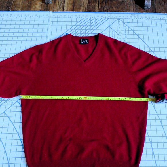 Jos. A. Bank Traveler's Collection 100% Cashmere Maroon Sweater, Medium - Picture 5 of 8